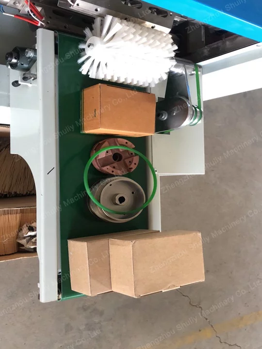 Hubs for packaging machines