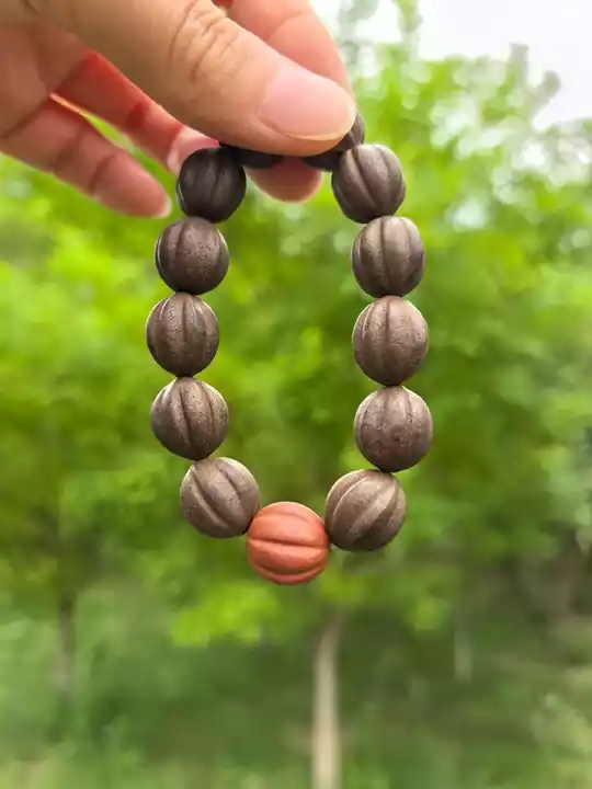 traditional Chinese incense beads